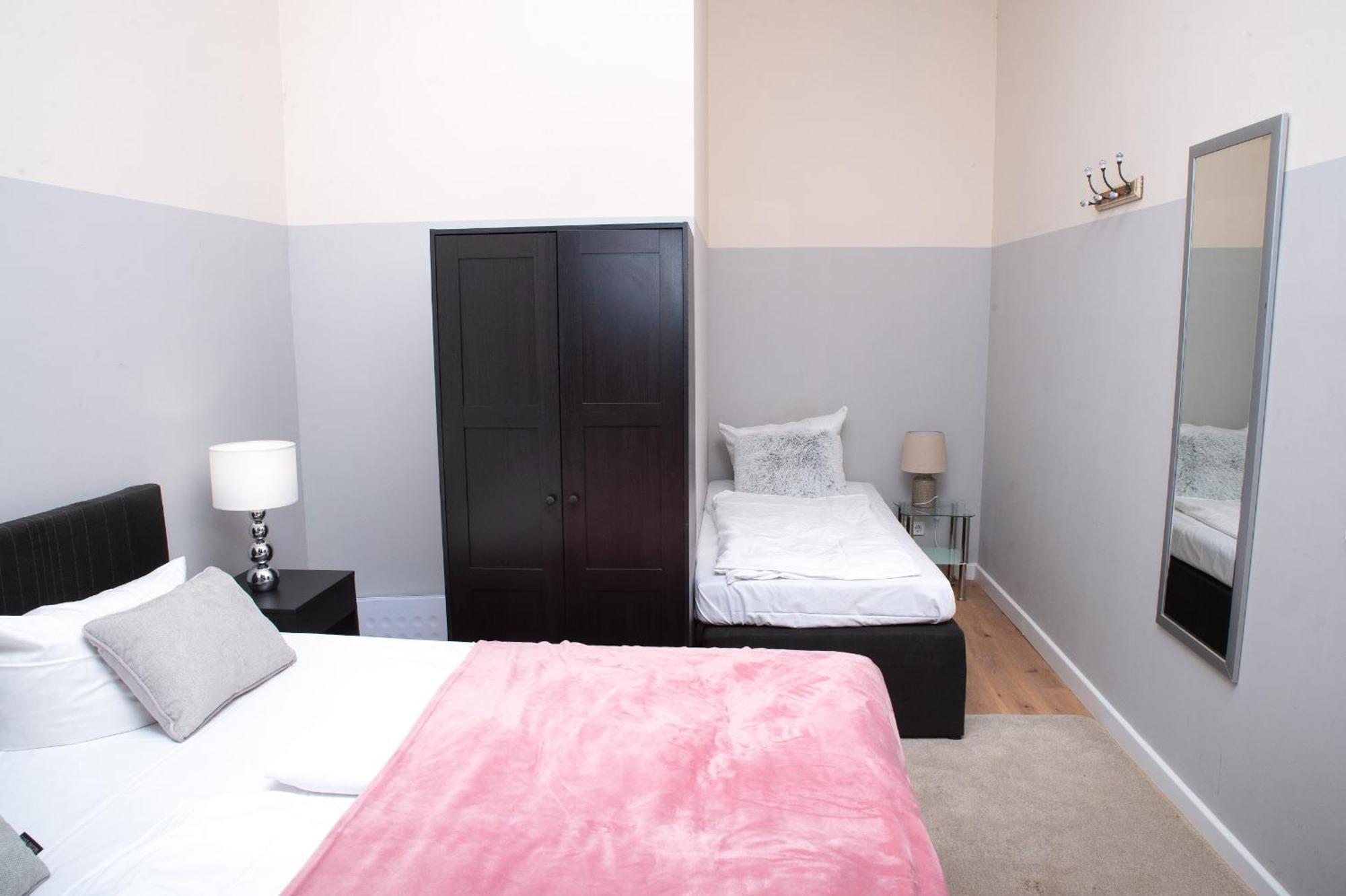 Appartement Big 4rooms Kurfuerstendamm Berlijn